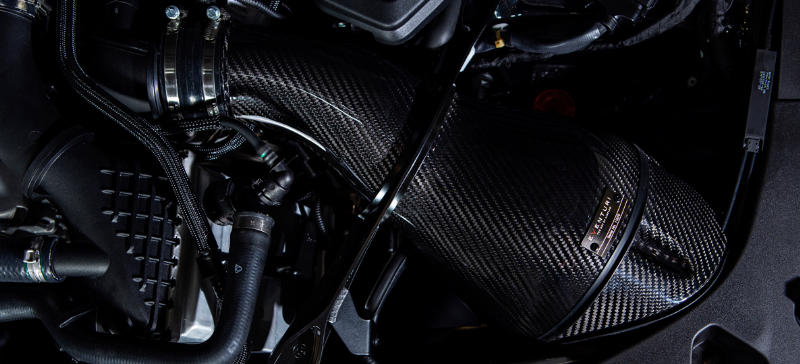 Eventuri BMW F9X M5/M8 Black Carbon intake met shrouds systeem