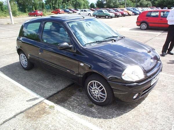 Pipercross Renault Clio Mk2 1.2 16v 01/01-12/03 Standard Luchtfi