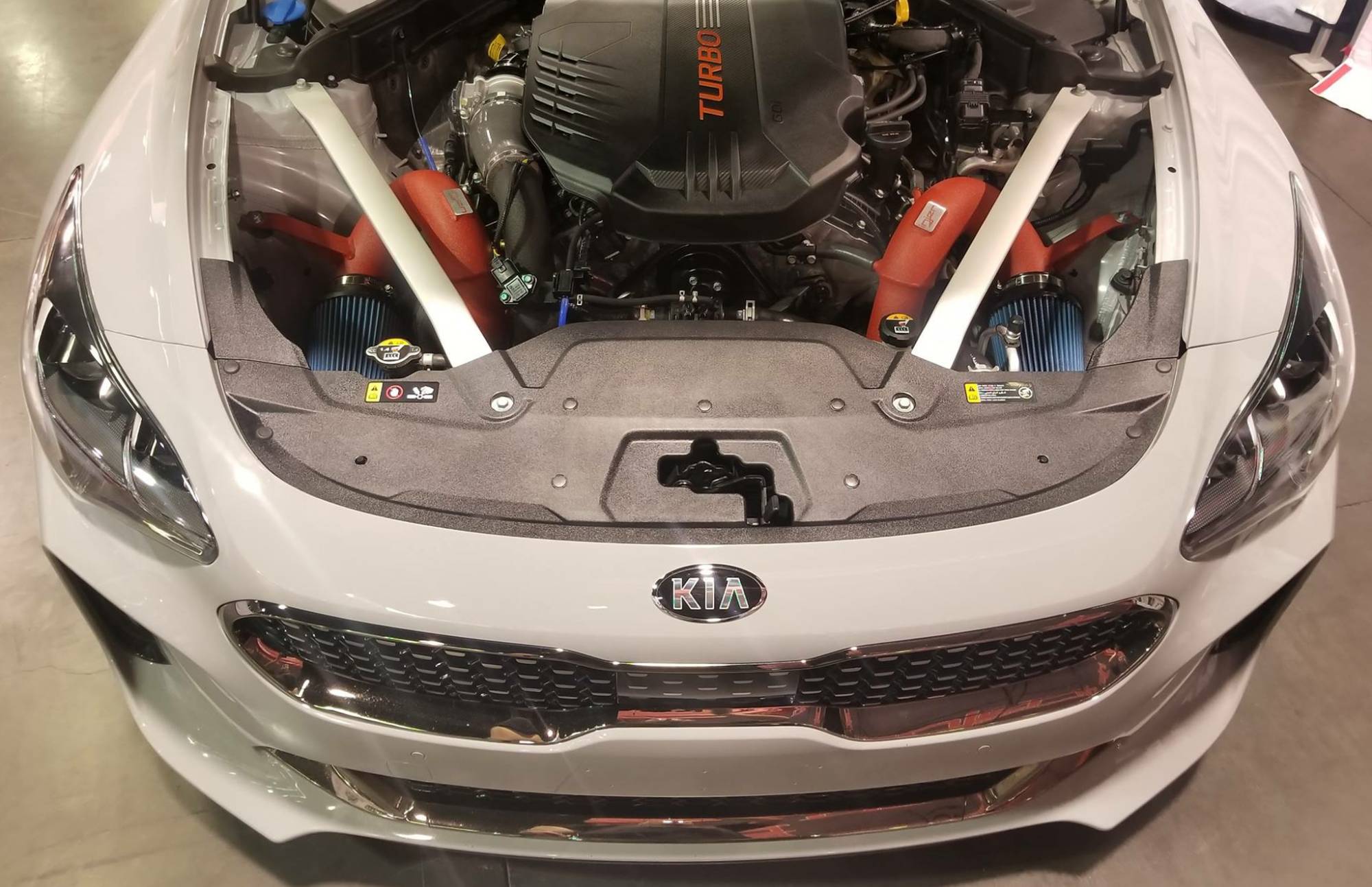 KIA Stinger '18 V6 3.3L V6 Turbo  Injen Air Intake Systeem ( Wrinkle red )